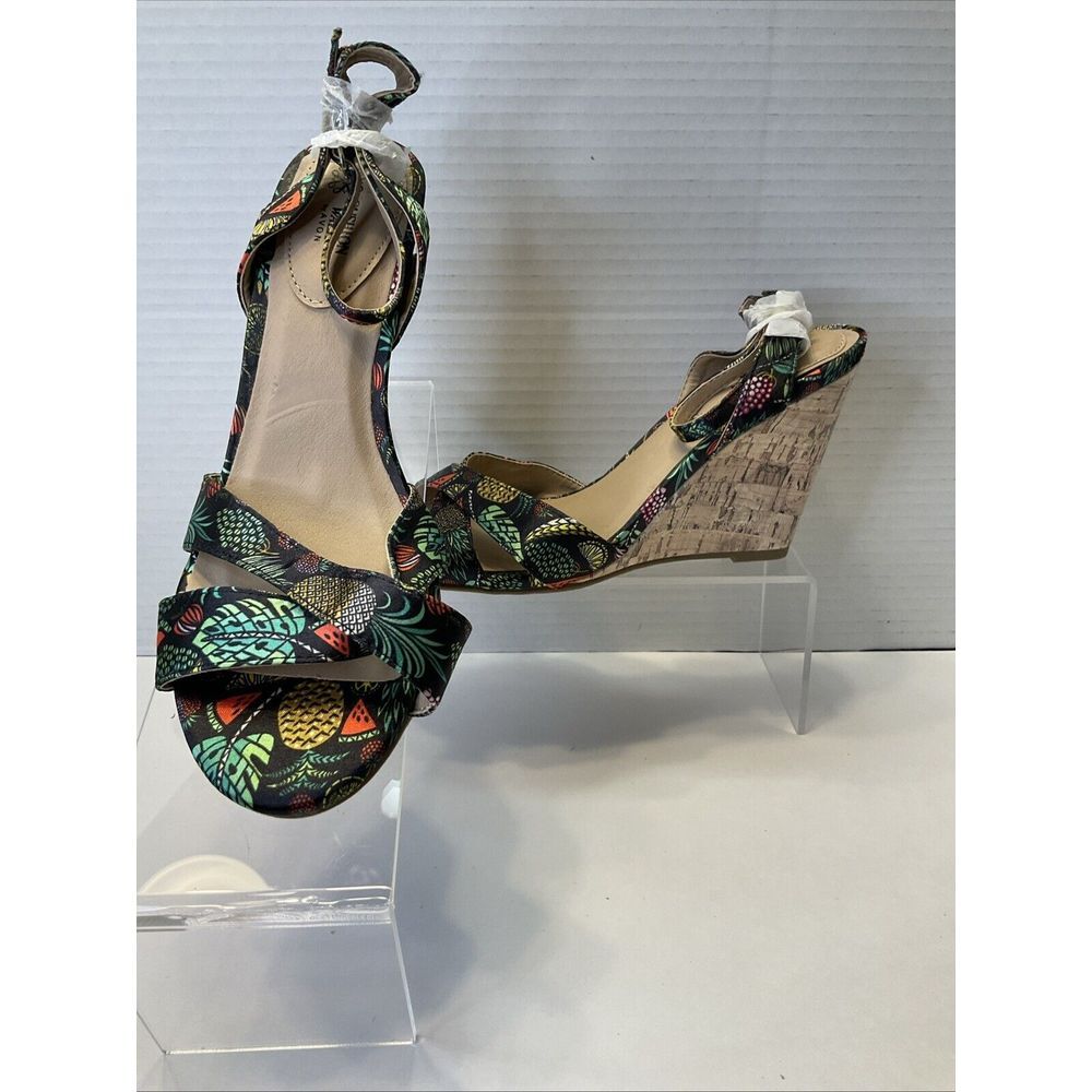 CUSHION WALK‎ BY AVON FRUITY PRINT WOMENS WEDGE HEELS SIZE 7